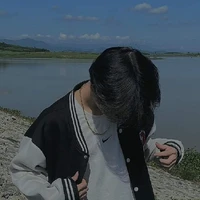 คิว(มือขวาพอ.)