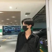 ไนท์(เพื่อนพระเอก)