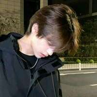 คิม(พอ+แฝดคนกลาง)