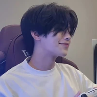 กัส(เพื่อนพระเอก)