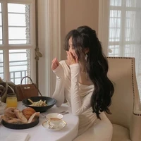 บีน่า(ชะนี)