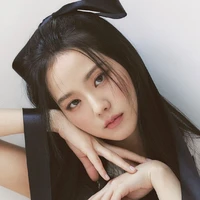 <จีซู>