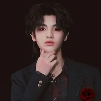 แดเนียล👑//พระเอก