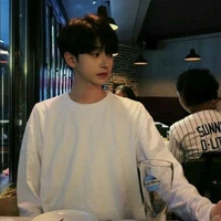 แบงค์(พระเอก)