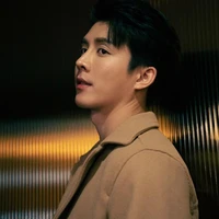 Arm (Khun Bodyguard / Pete friend)