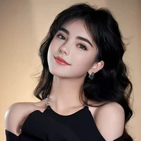 ญาณิน. ผู้จัดการผับ