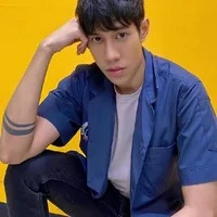 ตี๋+เพื่อนยี่หว่าวี+พี่วิศวะกรรมศาตร