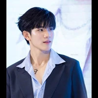 เฟร้น(น.อ)