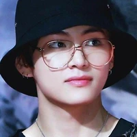 Taehyung (HUMAN)