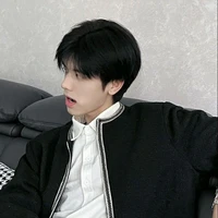จัสติน.
