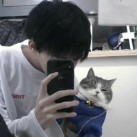 เจมส์.