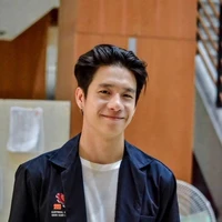 พร้อม(เพื่อนพระเอก)