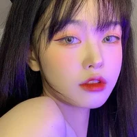 พลอย