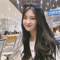 มิ้น(นางเอก)