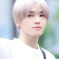 lee taeyong.