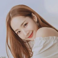 ยูน่า
