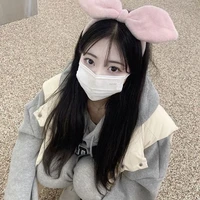 น้ำอุ่น(นางเอก)