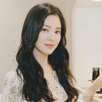 วนิดา [แม่วันวิสา-วาราลิน]