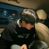 คนเดียว:นายเอก