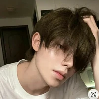 เบส⚡(เพื่อน พ.อ.)