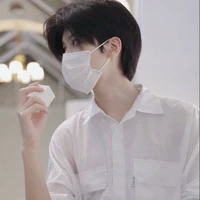 เฟิร์ส(พระรอง)
