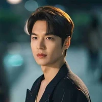 พายุ(พระเอก)