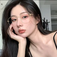 จีน่า น.อ(เนิร์ด)