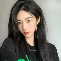 ม่อน(เพื่อนนายเอก)