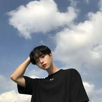 คิว(พ.อ)🥵🤤