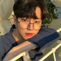 ซิน (มือขวาน.อ)✨