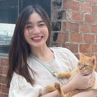 พลอย