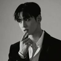 Yun Woo