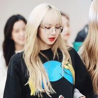 น้ำผึ้ง(นางเอก)