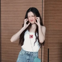 แก้ว(เพื่อนสองแฝด)