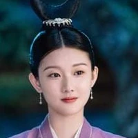 เจ้อหลิว/สาวรับใช้คนสนิทของถีบหลัน