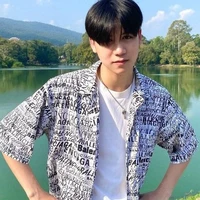 นิว