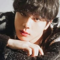 Kim seok Jin ~Jinie, 25 años~