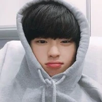 ซากะ (มี๊ น.อ)