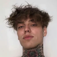 Dilan Jones Scott(18)(1.82)