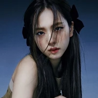 จีซู 🖤