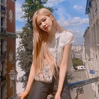 โรส💐