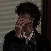 ~𝘋𝘺𝘭𝘢𝘯~ •🥃˚