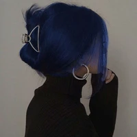 พันตำรวจเอก​ สายฝน{ตำรวจสายสืบ}​