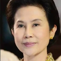 ดารา(เจ้าของโรงนํ้าชา)​