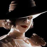 Lady Alcina Dimitrescu