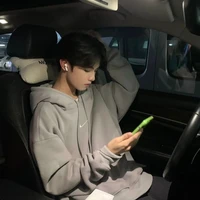 ปริ้นท์|นายเอก
