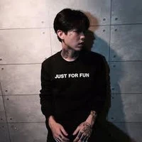 (ทิว ทัศน์)พ.แม็ก