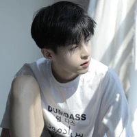 ชิน(เพื่อน นอ.+ลูกมาเฟีย)