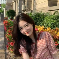 พราว [พี่สาวพระเอก]