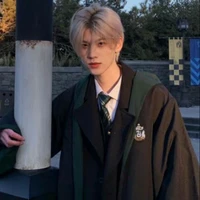 ลาติน(พระเอก3+รองประธานมือขวา)